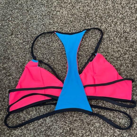 New! Beach Bunny color block two piece swimsuit - Picture 6 of 6